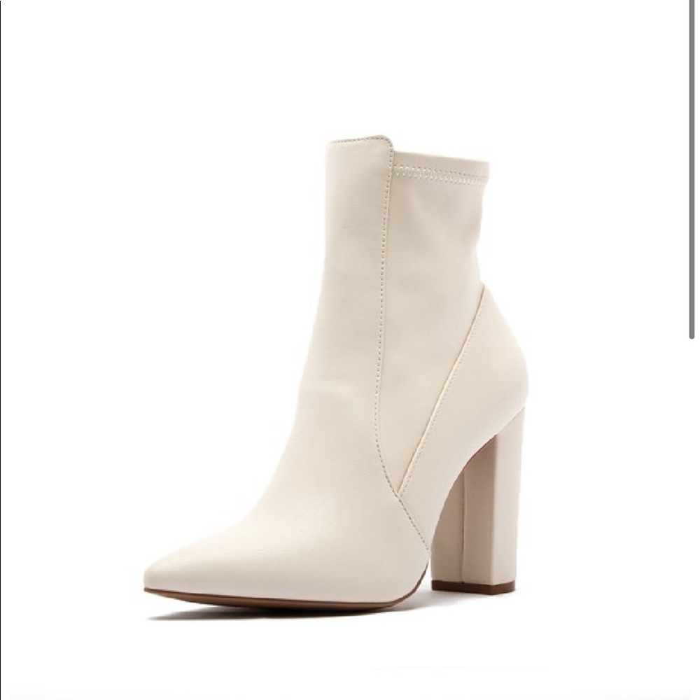 Qupid off white booties